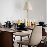 Fulham Luxury High-Spec Apartment With Large Balcony, Central London Location, Near Fulham And Chelsea Stadiums