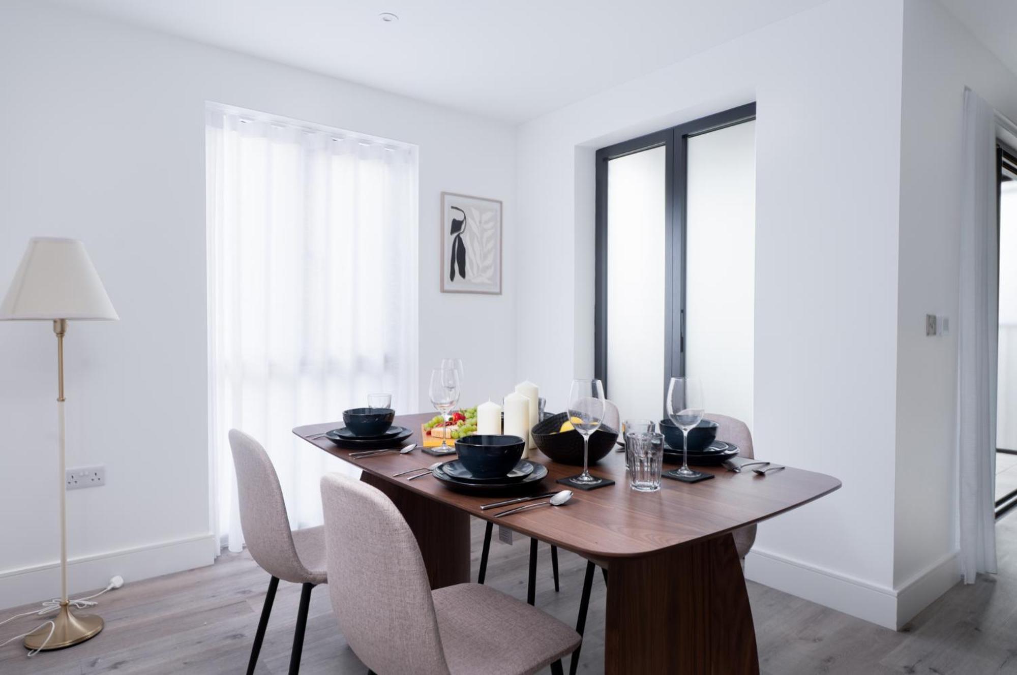 Apartment Fulham Luxury High-spec With Large Balcony, Location, Near Fulham And Chelsea Stadiums London