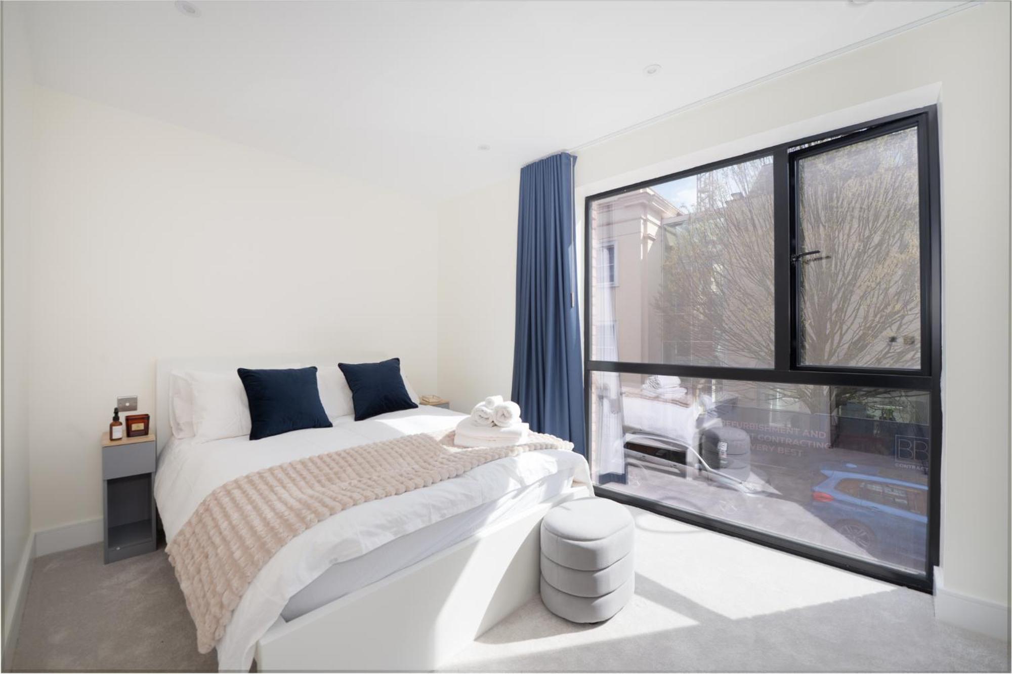 Fulham Luxury High-spec With Large Balcony, Location, Near Fulham And Chelsea Stadiums *